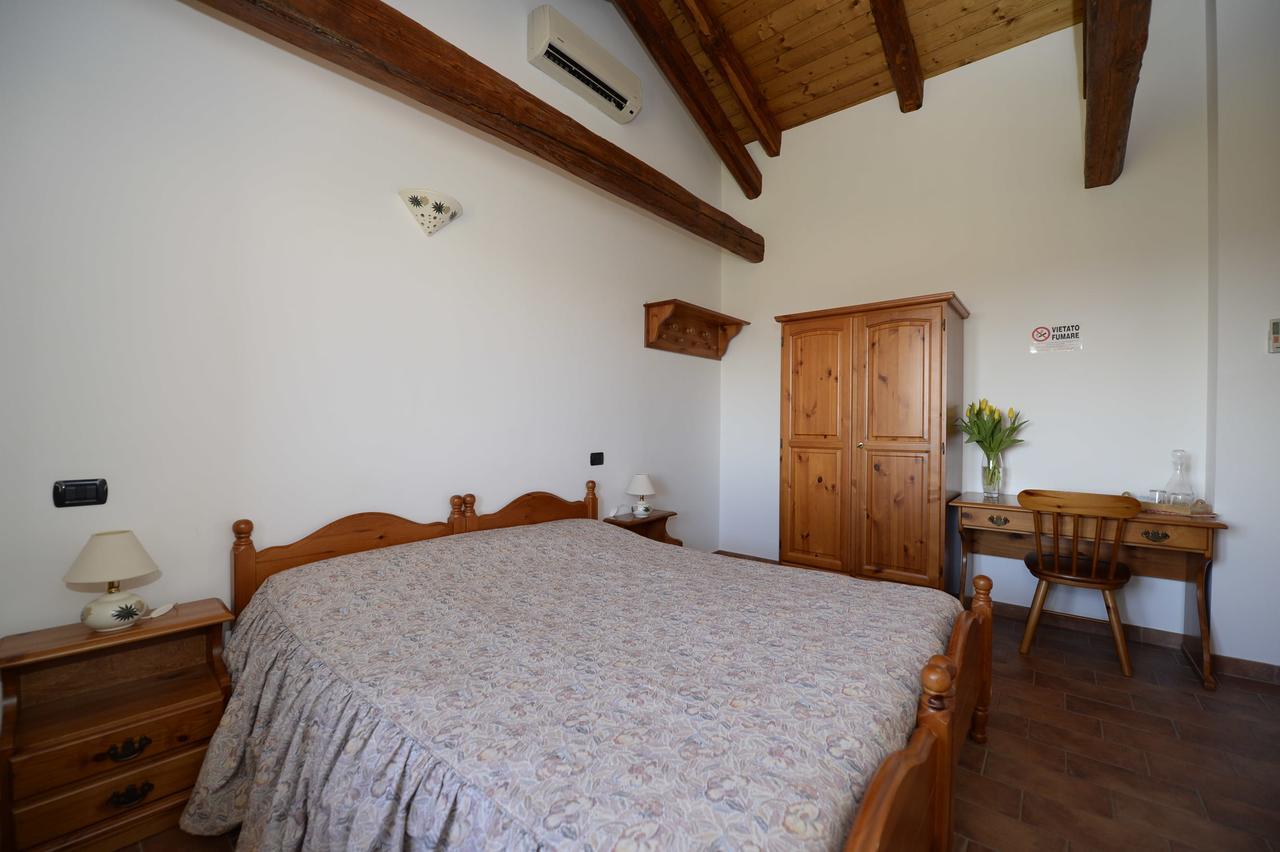 Agriturismo Le Oche Selvatiche Lauzacco 外观 照片