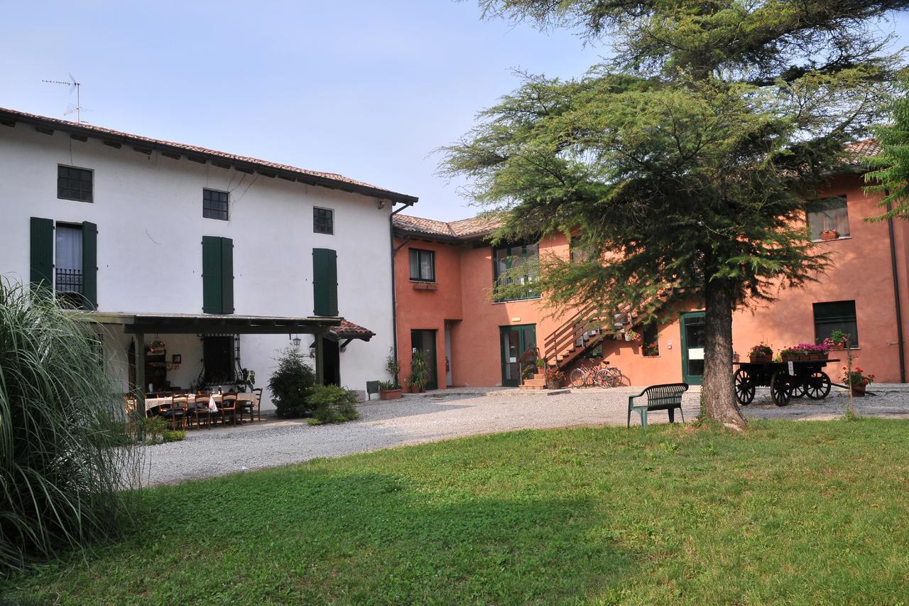 Agriturismo Le Oche Selvatiche Lauzacco 外观 照片