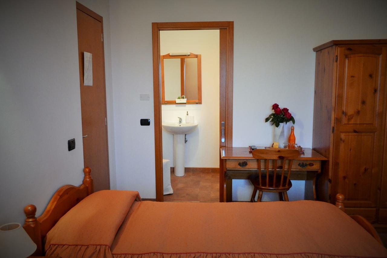 Agriturismo Le Oche Selvatiche Lauzacco 外观 照片