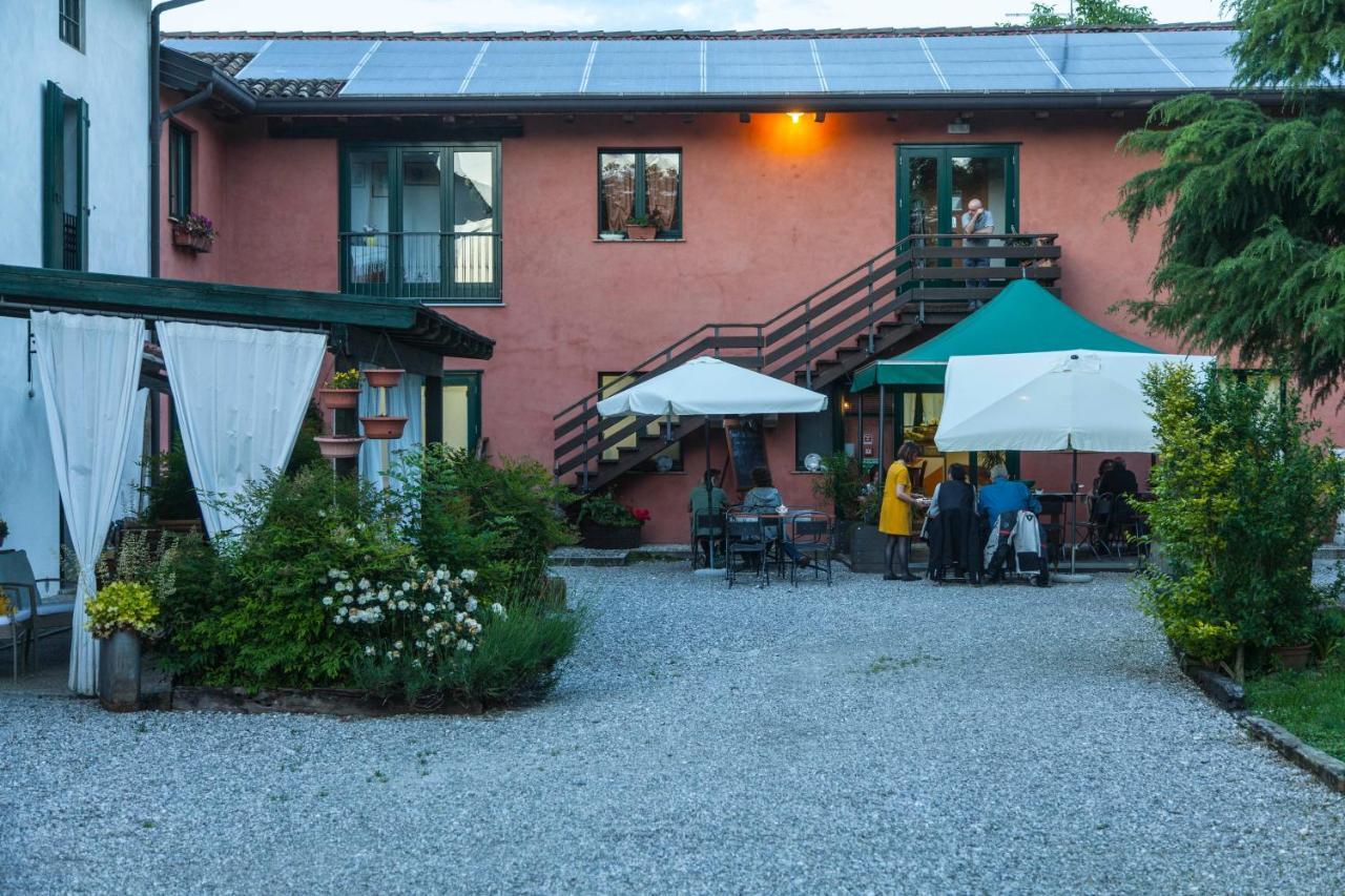 Agriturismo Le Oche Selvatiche Lauzacco 外观 照片